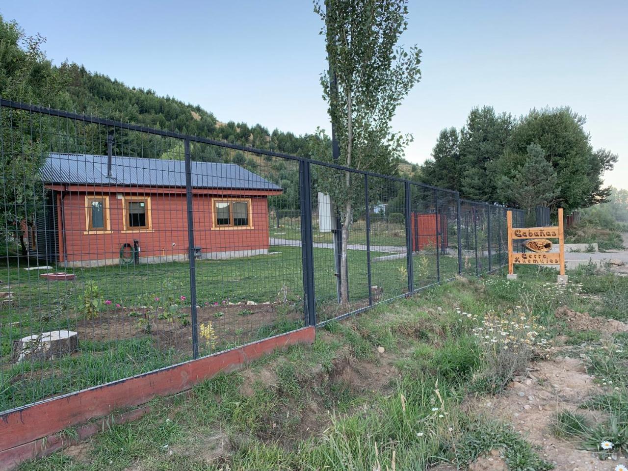 Cabañas Cerro Huemules Coyhaique Exterior foto